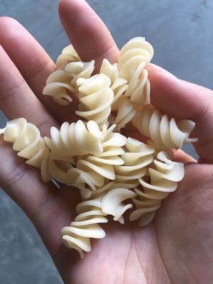 Máquina para hacer pasta de macarrones de acero inoxidable para satisfacer las necesidades de los clientes