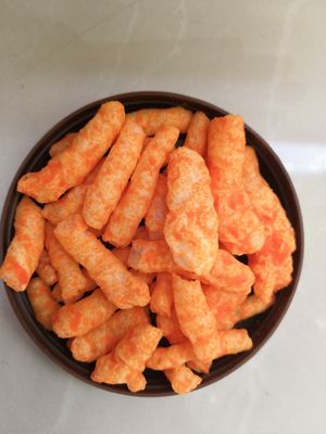 Cheetos Kurkure Snacks Extrusor de alimentos para hacer máquina para sus necesidades de procesamiento de alimentos