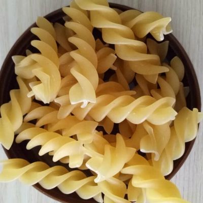 Precisión Superficie espiral multifunción Macaronías Pasta haciendo máquina línea de producción