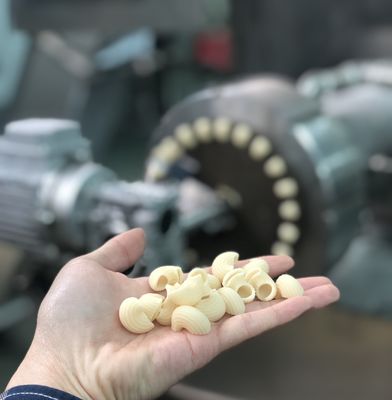 Máquina eléctrica para hacer macarrones para la producción de bebidas alimenticias